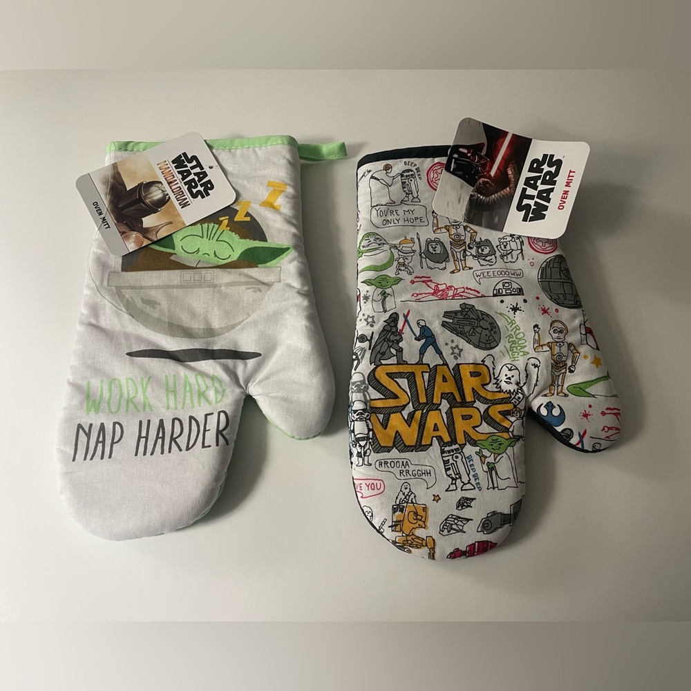 Disney Star Wars Oven Mitt’s